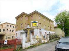 Foto Stabile / Palazzo in Vendita, pi di 6 Locali, 600 mq, Salsomagg