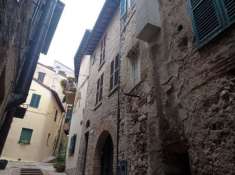 Foto Stabile ristrutturato di mq. 200 in centro storico a San Gemini
