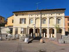 Foto Stabile/Palazzo - Codogno . Rif.: Cod. rif 3154304VCG