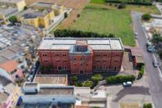 Foto Stabile/Palazzo in Vendita, 2000 mq (Arnesano)