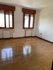 Foto Stabile/Palazzo in Vendita, 870 mq (Adria)