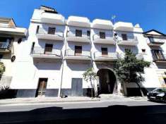 Foto Stabile/Palazzo in Vendita, pi di 6 Locali, 195 mq (Caivano)