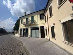 Foto Stabile/Palazzo in Vendita, pi di 6 Locali, 381 mq (Adria)