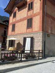 Foto Stabile/Palazzo in Vendita, pi di 6 Locali, 650 mq (Brusson)
