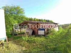 Foto Stalle, scuderie, rimesse, autorimesse di 100 mq  in vendita a Fiume Veneto - Rif. 4525052