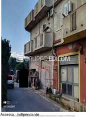 Foto Stalle, scuderie, rimesse, autorimesse di 88 mq  in vendita a Siderno - Rif. 4518360