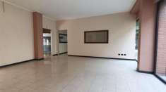 Foto Studio Professionale Uffici Vicinanze Gessate