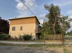 Foto Suzzara vendesi casa indipendente 6 vani 260 Mq