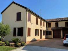 Foto Suzzara vendesi rustico 6 vani 300 Mq