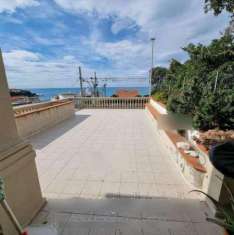Foto T3488ROS23 - Bilocale con vista mare da resede privato a Castig