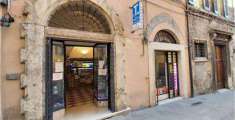 Foto Tabaccheria in Vendita, 2 Locali, 60 mq, Perugia (Centro storico