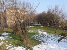 Foto Tenuta Complesso in Vendita, 1 Locale, 250 mq (ZENEVREDO)