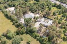 Foto Tenuta in Vendita, pi di 6 Locali, 4000 mq, Trieste
