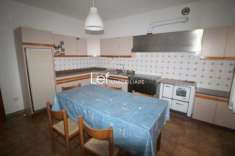 Foto TERRATETTO di 6 vani e di 175 mq (REVINE LAGO) rif. AH28_4