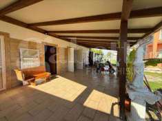 Foto Terratetto in Vendita, pi di 6 Locali, 198 mq (Anzio)