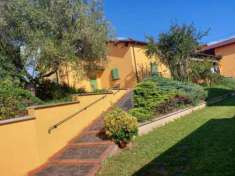 Foto Terratetto in vendita a Castelnuovo Magra 300 mq  Rif: 1249996