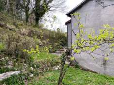 Foto Terratetto in vendita a Rontano - Castelnuovo di Garfagnana 130 mq  Rif: 773130