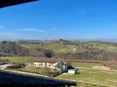 Foto Terratetto plurifamiliare in vendita a Alba - 7 locali 200mq