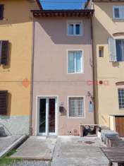 Foto Terratetto plurifamiliare in vendita a Capannori