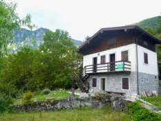 Foto Terratetto plurifamiliare in vendita a Clauzetto