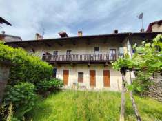 Foto Terratetto plurifamiliare in vendita a Comignago