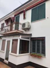 Foto Terratetto plurifamiliare in vendita a Ferrara - 4 locali 125mq