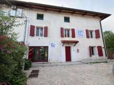 Foto Terratetto plurifamiliare in vendita a Pocenia