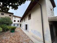 Foto Terratetto plurifamiliare in vendita a Pocenia