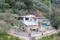 Foto Terratetto unifamiliare in vendita a Apricale