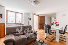 Foto Terratetto unifamiliare in vendita a Casalzuigno