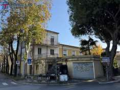 Foto Terratetto unifamiliare in vendita a Cesenatico - 8 locali 205mq