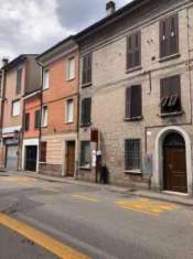 Foto Terratetto unifamiliare in vendita a Ferrara - 7 locali 200mq
