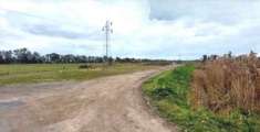 Foto Terreno Agricolo in Vendita, 1 Locale, 135380 mq, Roma