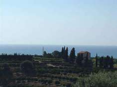 Foto Terreno agricolo in Vendita, 7273 mq (CEFALU')