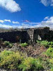 Foto Terreno agricolo in vendita a Castiglione Di Sicilia