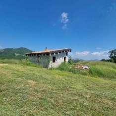 Foto Terreno agricolo in vendita a Farindola