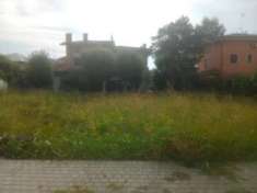 Foto Terreno di 587 m in vendita a Novi di Modena