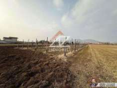 Foto Terreno di 6000 m in vendita a Pieve di Soligo