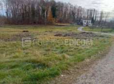 Foto Terreno di 740 mq  in vendita a Castelnovo del Friuli - Rif. 4448367