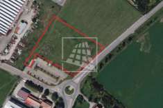 Foto Terreno edificabile Commerciale in vendita a Cavriago