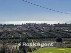 Foto Terreno edificabile commerciale in vendita a Simeri Crichi