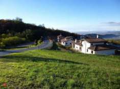 Foto Terreno edificabile di 770mq splendida posizione a Brione