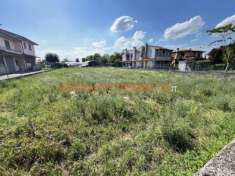 Foto TERRENO EDIFICABILE IDEALE PER IMPRESE E PRIVATI