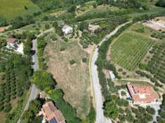 Foto Terreno edificabile in vendita a Cartoceto
