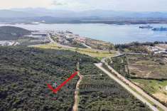 Foto Terreno edificabile in vendita a Olbia