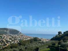 Foto Terreno edificabile in vendita a Pietra Ligure