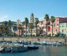 Foto Terreno edificabile in vendita a Riva Ligure