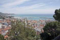 Foto Terreno edificabile in vendita a Sanremo