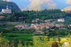 Foto Terreno edificabile in zona residenziale ? 890 m pianeggianti nel cuore della citt