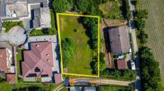 Foto Terreno edificabile residenziale in vendita a Carignano